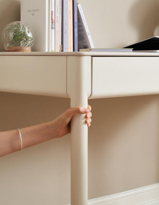 cleo white study table heat proof
