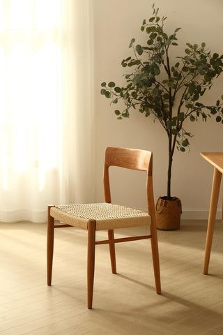 gonzalo traditional dining chair