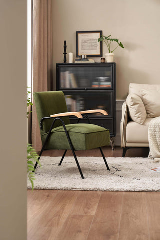 minerva accent chair sleek look