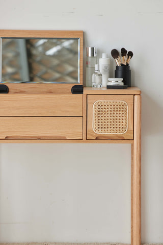 pisto bedside dressing table