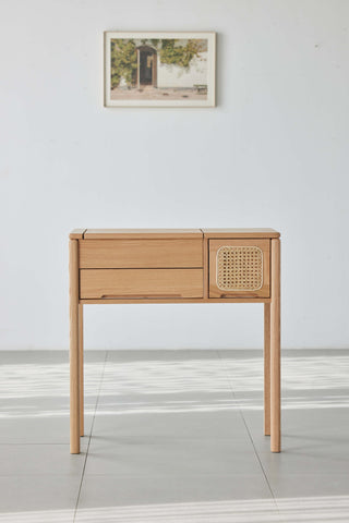 pisto dressing table study space