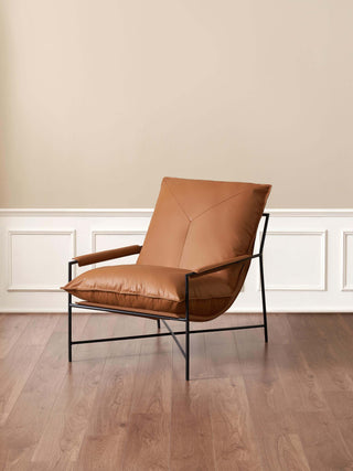 sleek leo single lounge chair