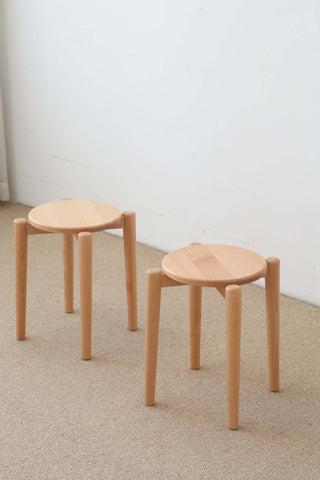 sleek seth beech stool classic finish