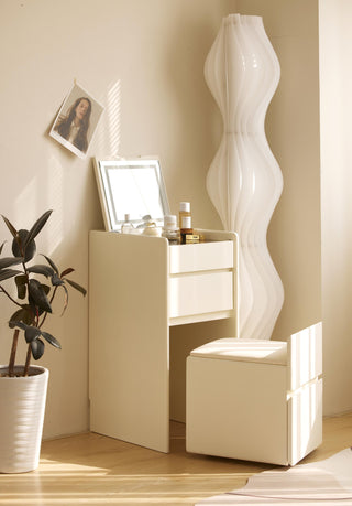 white table dresser rose