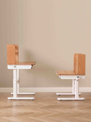 Elio Adjustable Childrens Desk