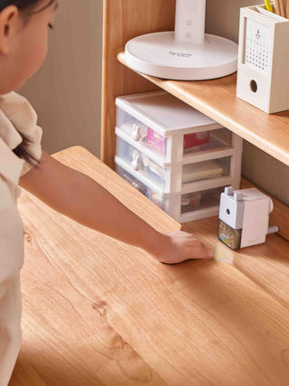 Elio Adjustable Childrens Desk