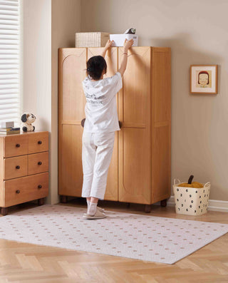 Filippo Childs Wardrobe