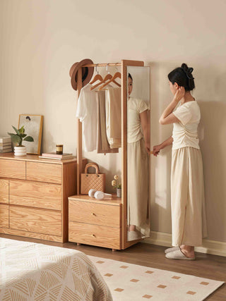 Elio Clothes Rack With Mirror